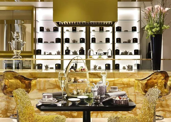 Otel The First Dolce - Preferred & Roma