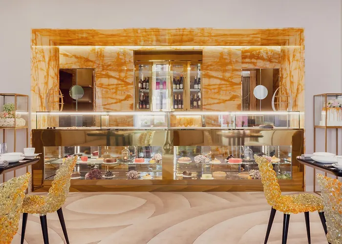 The First Dolce - Preferred & Hotel Rome