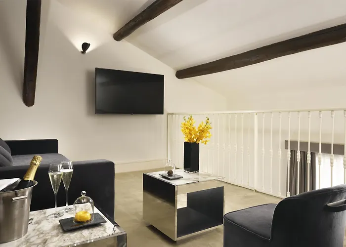 The First Dolce - Preferred & 5* Rome